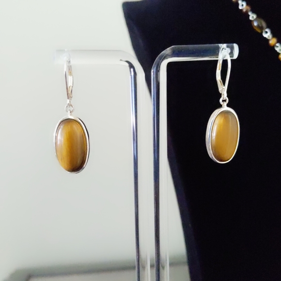 Sterling Cats eye Necklace 16-18 inches and Earrings with stones - Picture 4 of 5